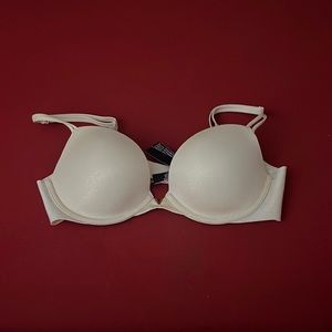 Victoria’s Secret bra